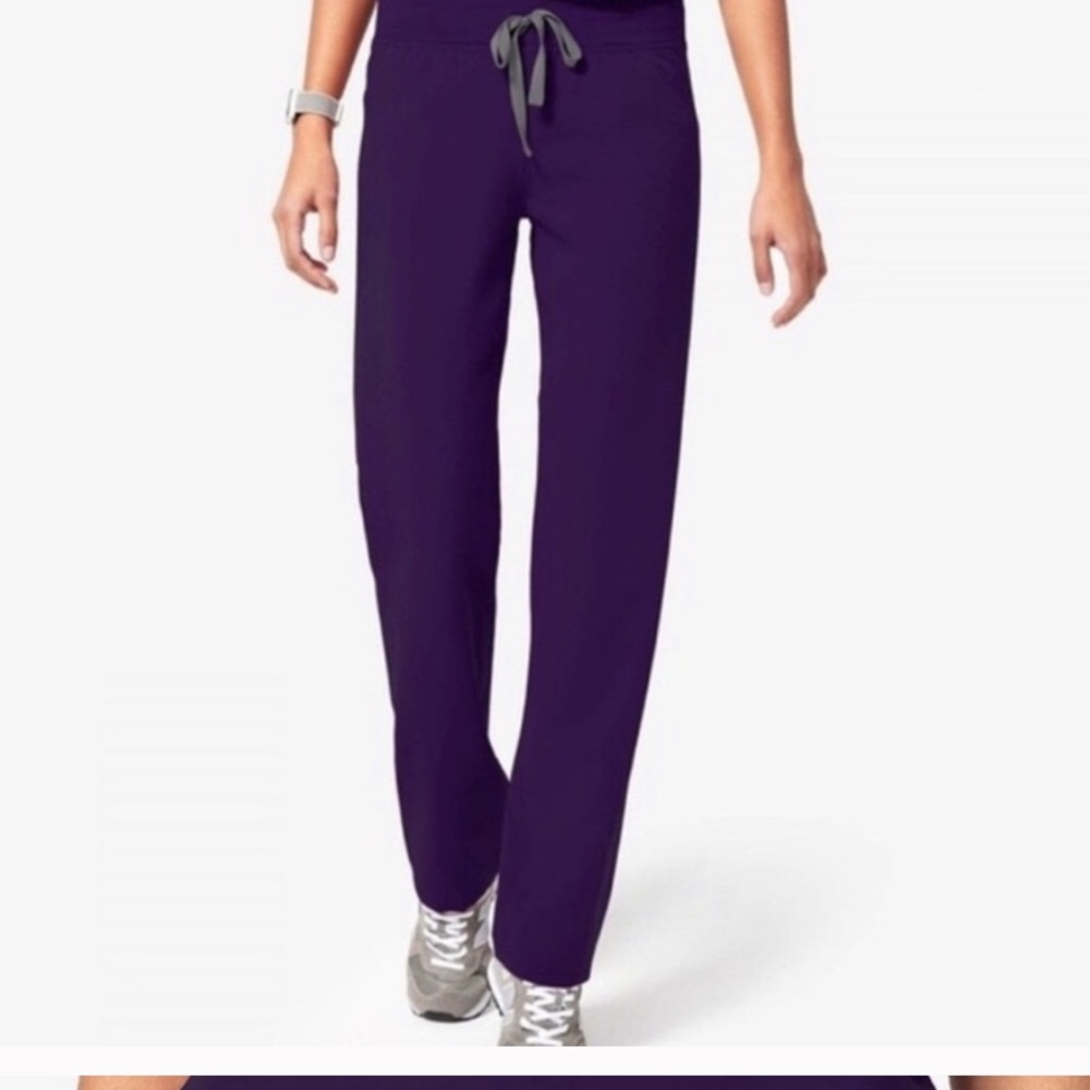 Figs purple Livingston scrub pants- Medium Petite